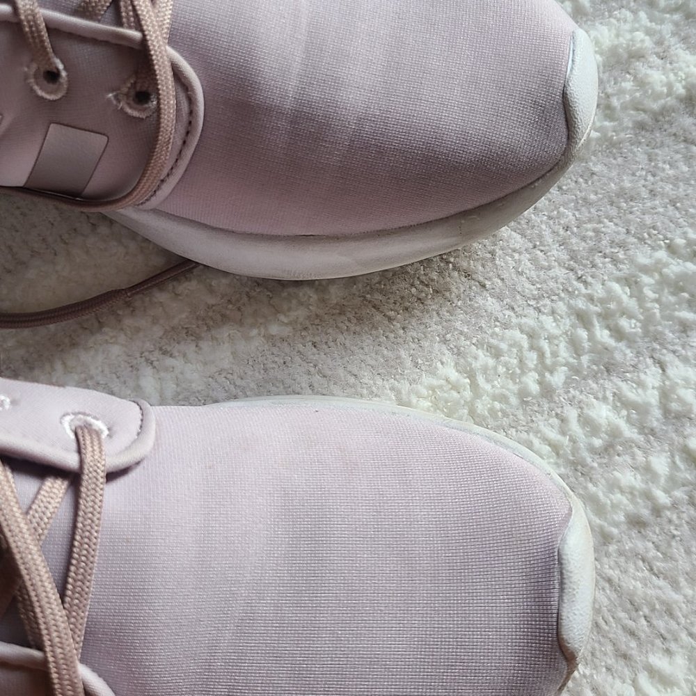 Sneakers - Picture 3 of 3